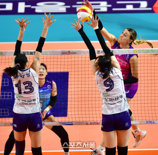 '또 언니들!'  옐레나[포토]