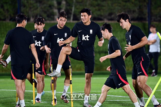 [포토] 김민재 \'언제나 미소\'