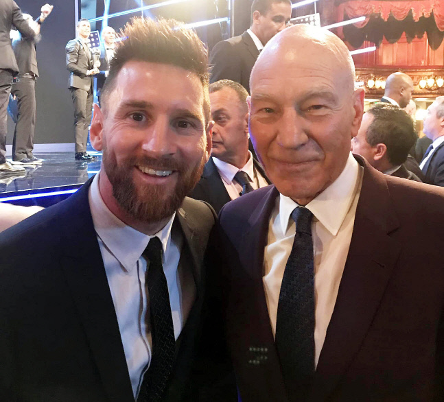 메시를 극찬한 'X-멘' 패트릭 스튜어트, "오늘은 내가 神을 만난 날!"