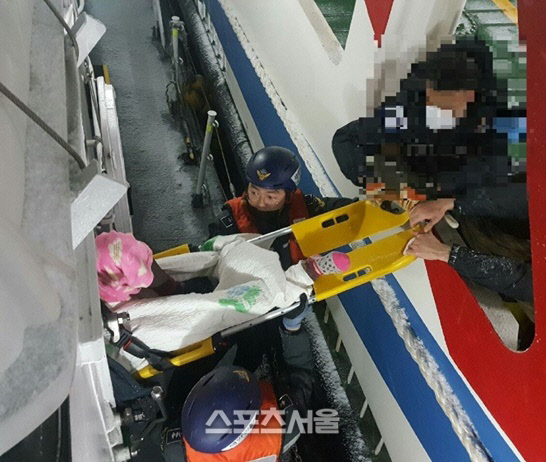 완도해경, 악천후 속 노화도 응급환자 긴급이송