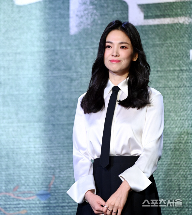 [포토] 송혜교 \'깜찍 미소\'