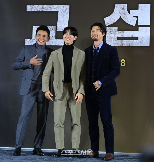 [포토] 황정민-강기영-현빈 '화기애애'