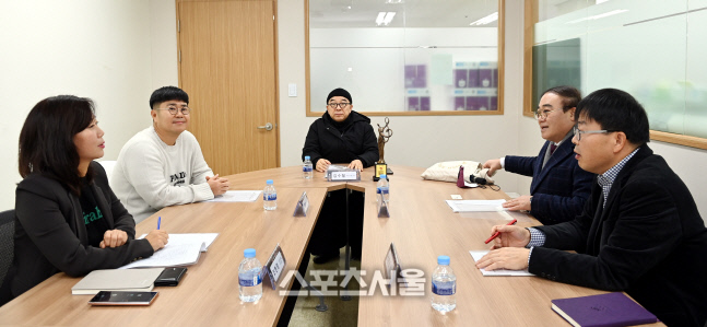 [서울가요대상 D-28]서울가요대상 1차 심사 현장 ‘수상의 영광은 누구에게?’