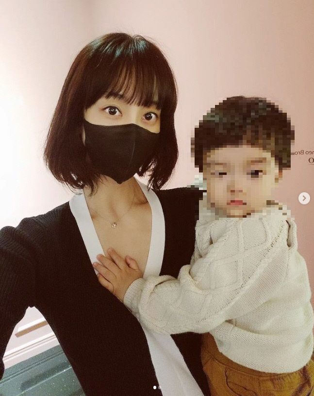 쥬얼리 출신 조민아, 6개월 이혼 소송 끝 "子 혼자 키우기로"[전문]