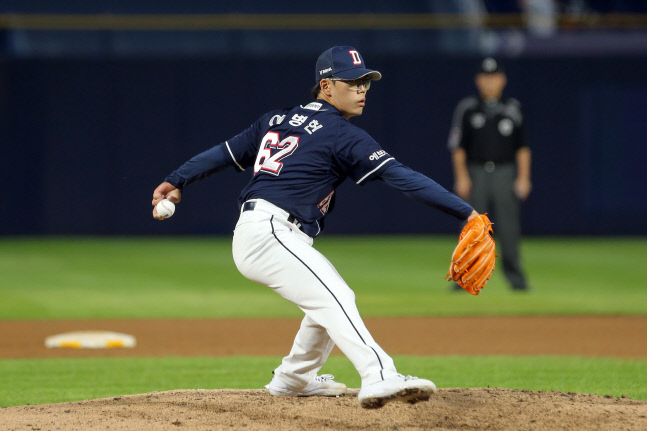 220907J2602 이병헌