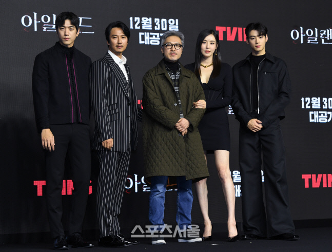 '아일랜드' 김남길 "이다희에게 힐 신지 말라고 부탁…배려 감사"