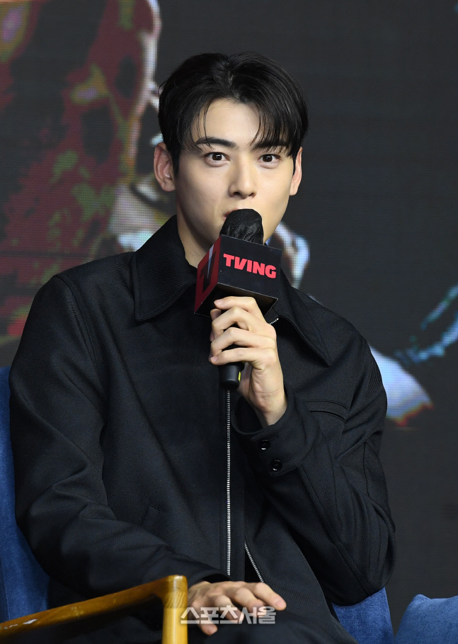 [포토]차은우, '김남길 형 덕분에!'