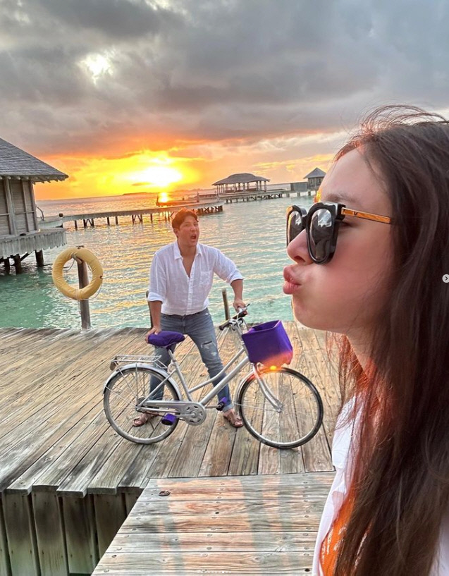 '신행' 황재균♥지연, 뭘 찍어도 화보네… 몰디브 사진 대방출