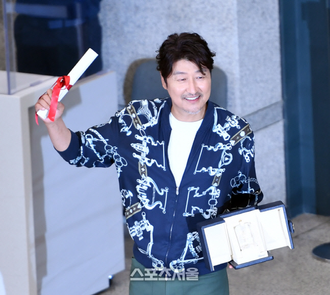 칸의 남자 송강호, 한국영화의 거인으로 우뚝[포토]