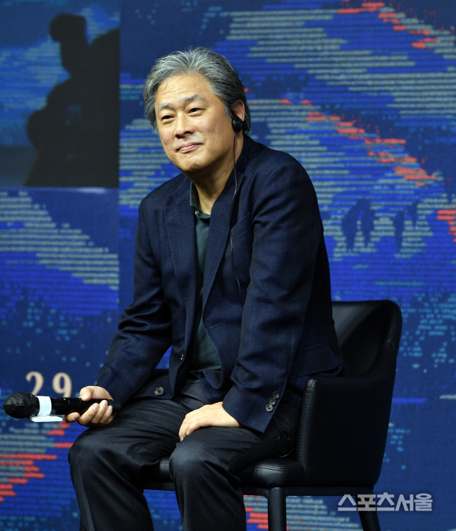 2022060301000088100004872