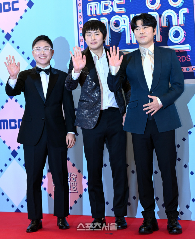 [포토] 빠니보틀-기안84-이시언 '반갑습니다'