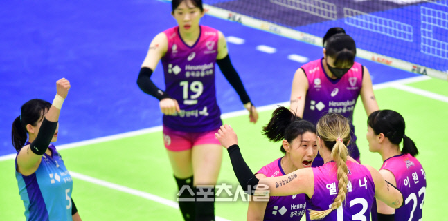 '옐레나...잘하고 있어!' 김연경[포토]