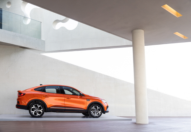 르노코리아자동차 XM3 E-TECH 하이브리드 (3)