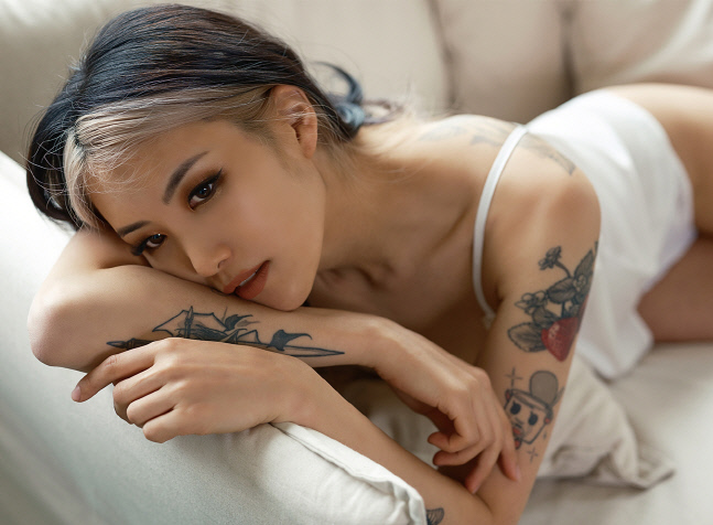 맥심 1월호_미스맥심 김수아 화보 (1) (2)