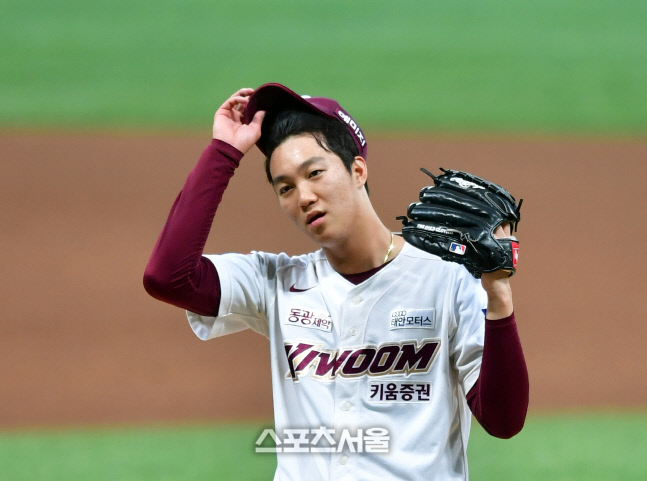 안우진 WBC마저 탈락, '학폭'에 발목잡힌 GG 투수…"태극마크 상징성 고려"[SS시선집중]