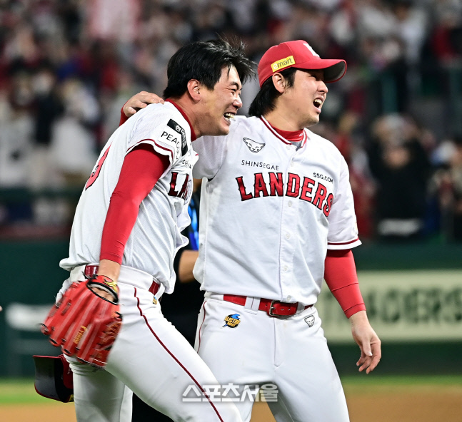 통합우승→WBC 대표 '단 2명'...새삼 대단했던 SSG의 2022년 [SS 시선집중]