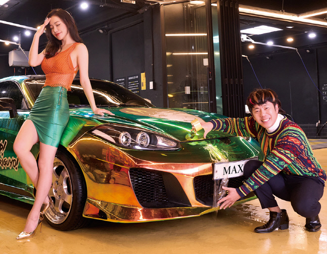 맥심 1월호_독자의 차 이아영 (1)