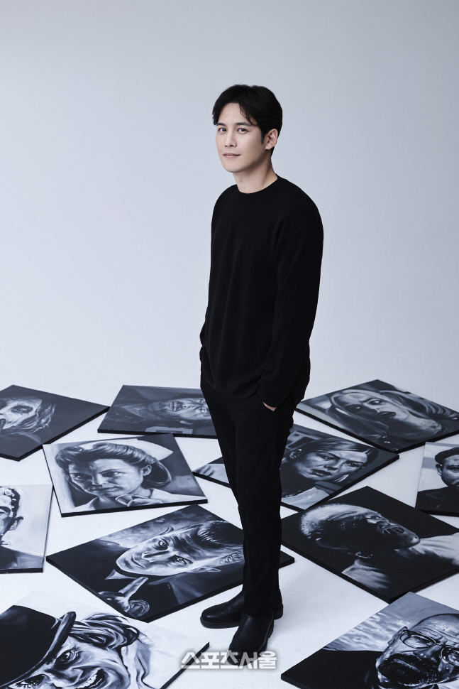 [롯데월드 서울스카이](1)_박기웅 작가 프로필