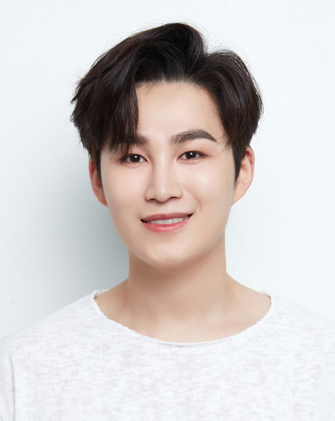 모코이엔티 "김희재 등 소속 연예인 출연료 가압류"VS초록뱀 "강경대응" 예고