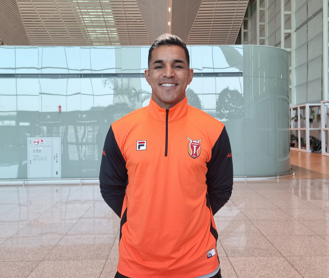 한국어 '과외'까지 받은 제주 유리 "주민규 대체자? 그를 능가하고 싶다"[SS인터뷰]