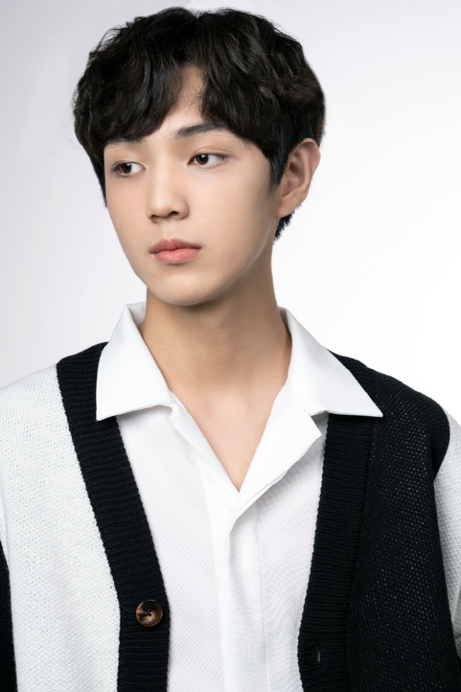 230110 전진서 전속계약 보도자료(1)