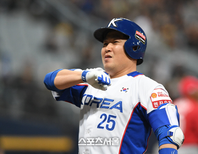 [나의 WBC④] '전력의 절반' 양의지 "죽기아니면 까무러치기!"