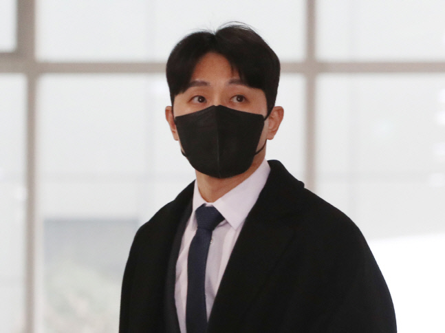 안현수 국내복귀 임박?...성남시청 빙상코치직 면접 마쳐