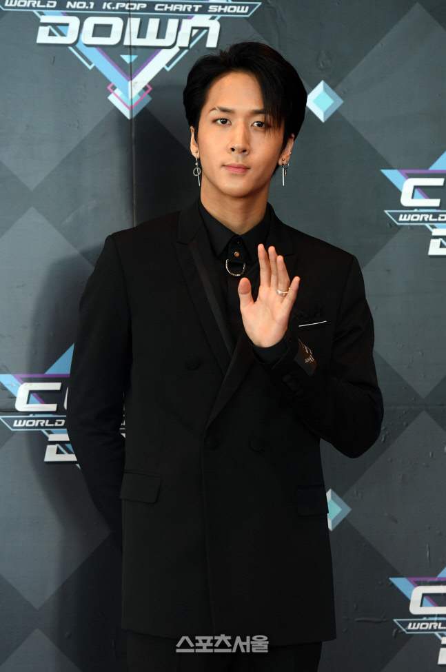 '병역 비리 의혹' 라비 측 "내용 파악 중, 성실히 조사 임할 것"[공식]