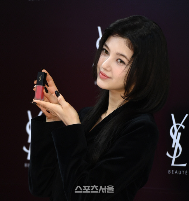 [포토] 뉴진스 다니엘 '미소에 풍덩'