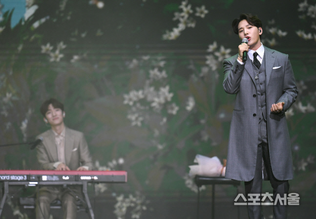 [포토] 멜로망스 \'감미로운 목소리로\'