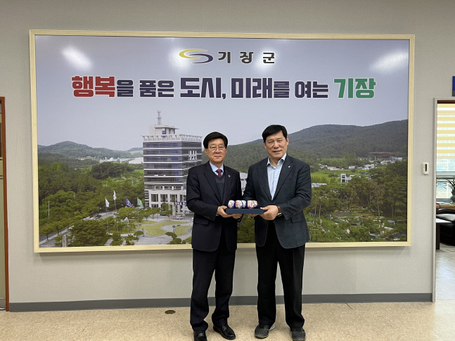 230119_KBO 허구연 총재, 지자체 면담02_정종복 기장군수
