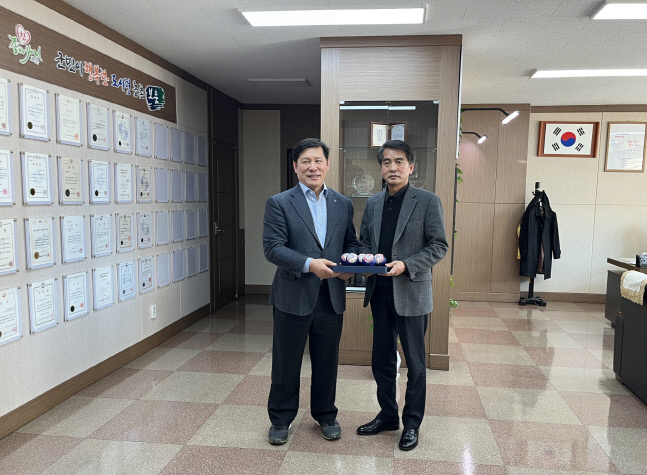 230119_KBO 허구연 총재, 지자체 면담03_최재형 보은군수
