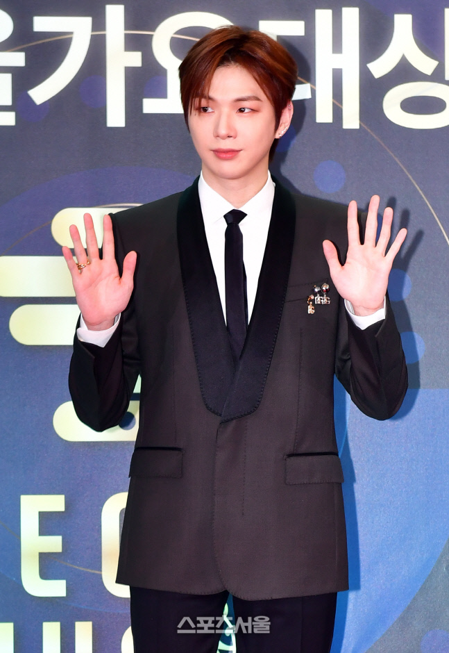 하트그린 강다니엘, 서울가요대상 레드카펫[포토]