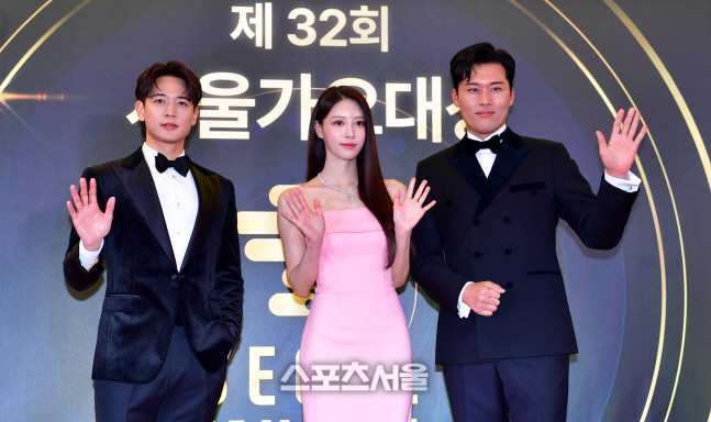 사회맡은 민호, 미주, 일중, 서울가요대상 레드카펫[포토]