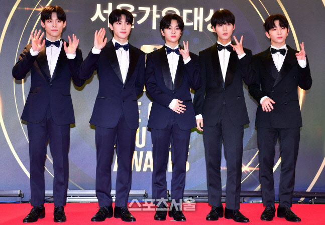 서울가요대상 레드카펫 오른 TNX[포토]