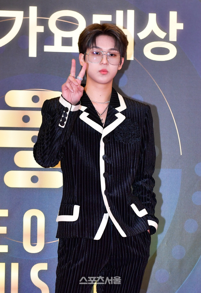 '과감한 V' BIG Naughty[포토]