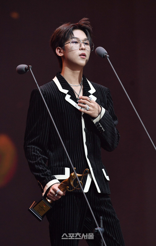 [포토]빅나티, 서울가요대상 R&B 힙합상 수상