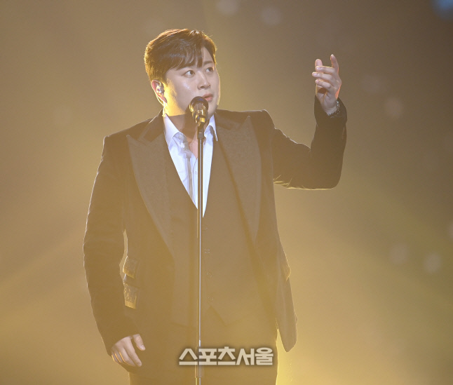 [포토] 트바로티 김호중 '하늘까지 올라가는 음'