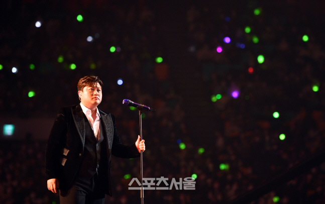 'Il mare calmo della sera'열창하는 김호중[포토]