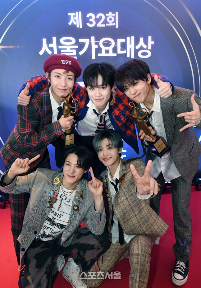 [포토]NCT DREAM, 본상에 이어 대상까지 서울가요대상 2관왕