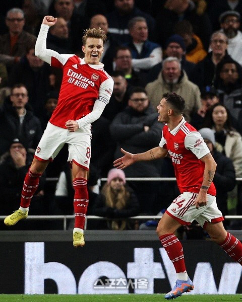 아스널의 마르틴 외데고르