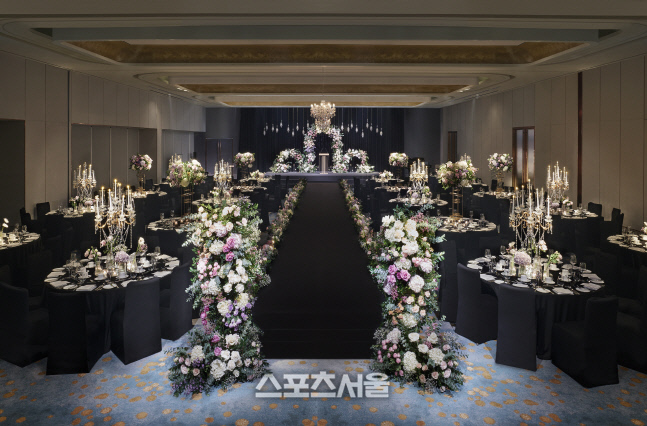 호텔 나루 서울 - 엠갤러리, 로맨틱 웨딩 프로모션 진행