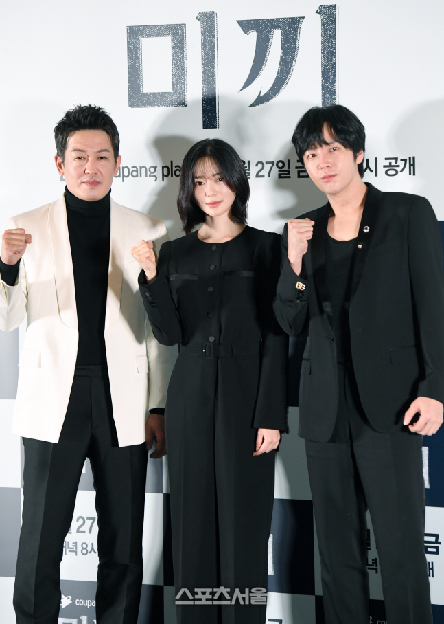 [포토]'미끼'에서 함께 호흡 맞추는 허성태-이엘리야-장근석