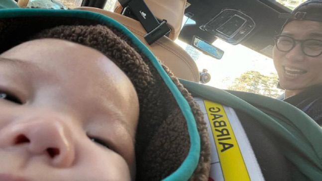 '홍현희♥' 제이쓴, 아들 셀카 실력에 대폭소 "조용하길래 자는 줄 알았더니"