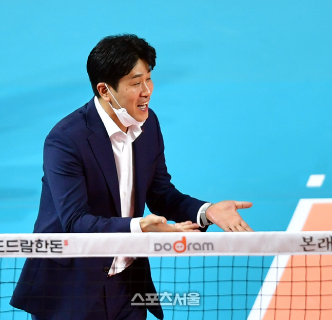 '승장' 김종민 감독 "박정아가 터져준 덕"[현장인터뷰]