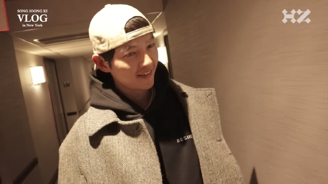 '케이티♥' 송중기, 뉴욕에서 뜻밖의 굴욕.. "'빈센조' 나온 애 닮았다더라" 쓴웃음