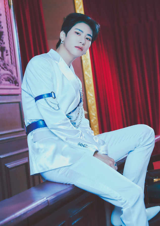 빅톤 강승식, 3월 20일 입대 "육군 군악대 복무"[공식]