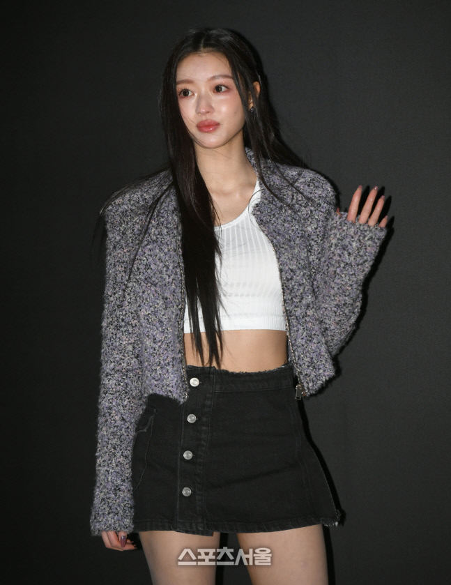 [포토] 오마이걸 유아 '추위에도 초미니'