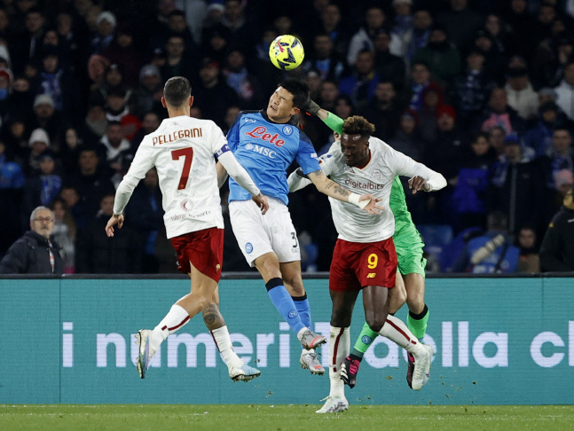 지금 페이스라면…김민재에게 '우승 트로피' 꿈 아니다