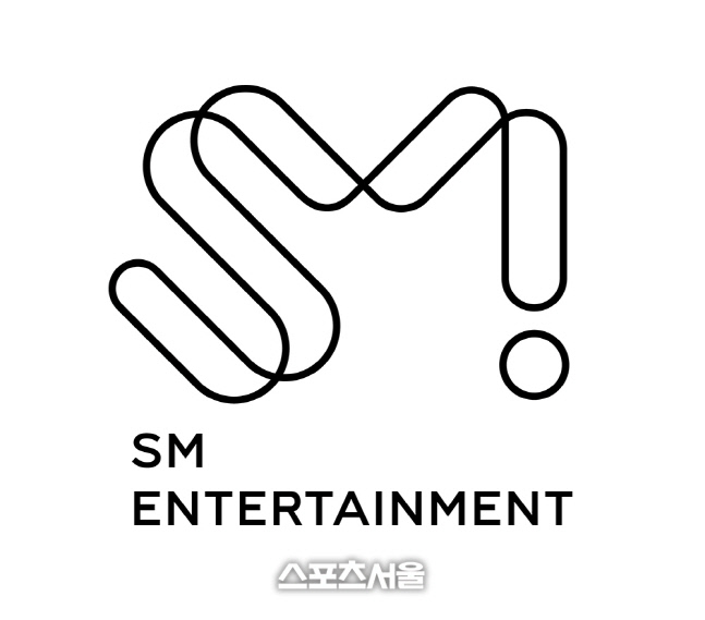 SM 로고 이미지